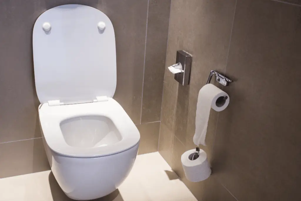 Sanitized and disinfected bathrooms with deep cleaning